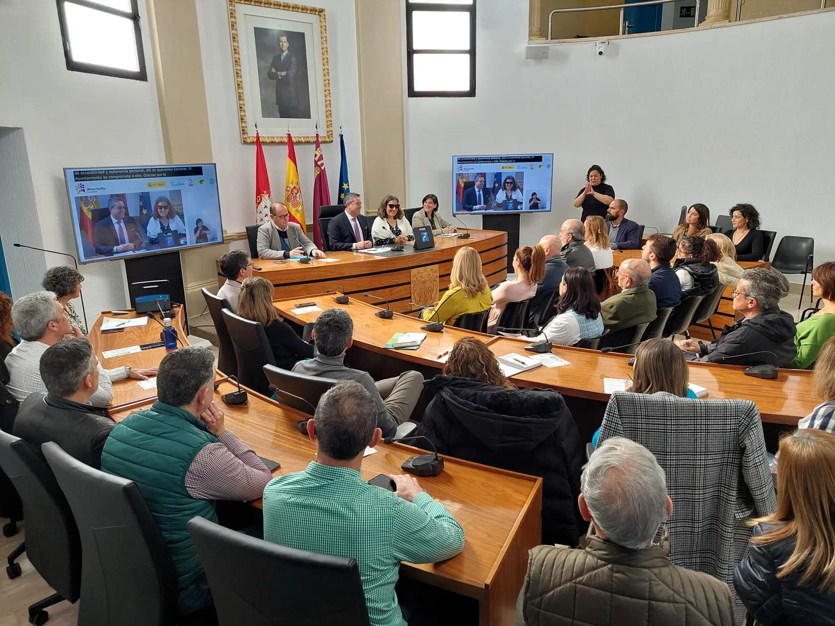 Fotografía de un momento de la presentación del Plan Integral de Accesibilidad del Ayuntamiento de Alcantarilla