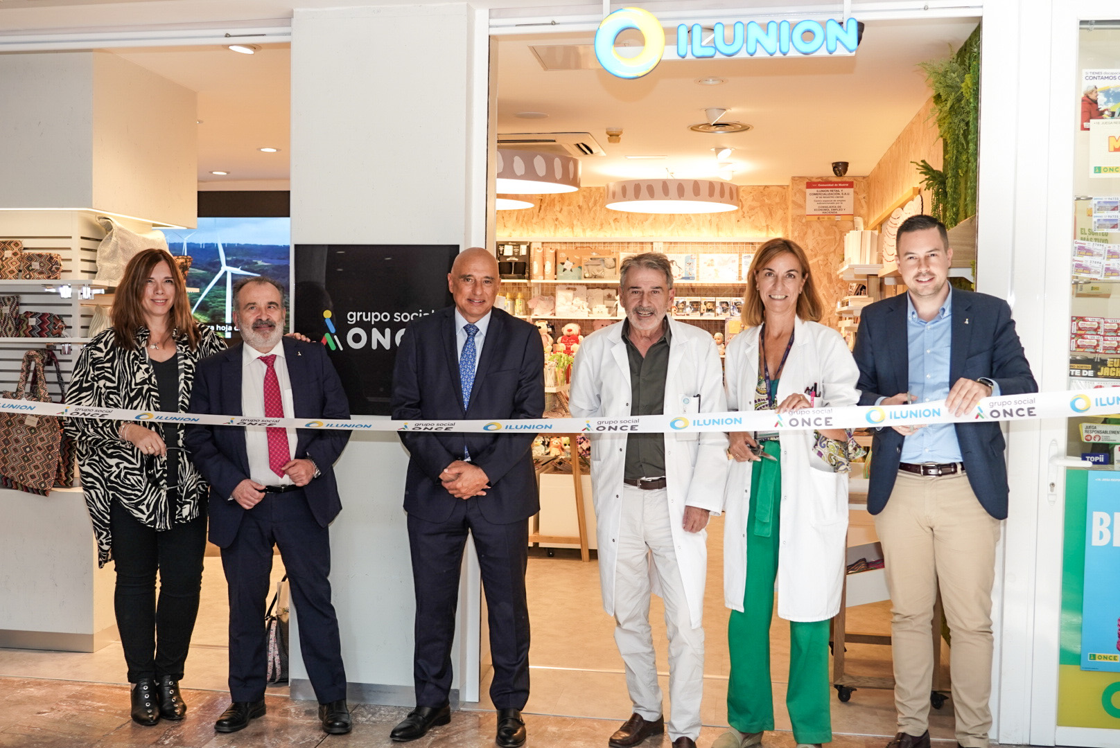 Imagen de la inauguración de la tienda del hospital Fundación Alcorcón