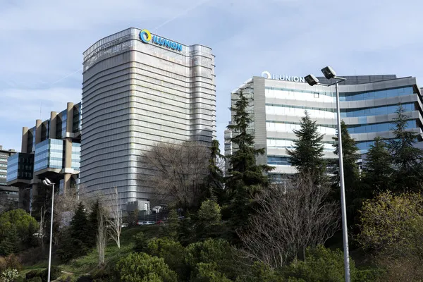 Imagen de la la Torre de ILUNION, sede central de la compañía