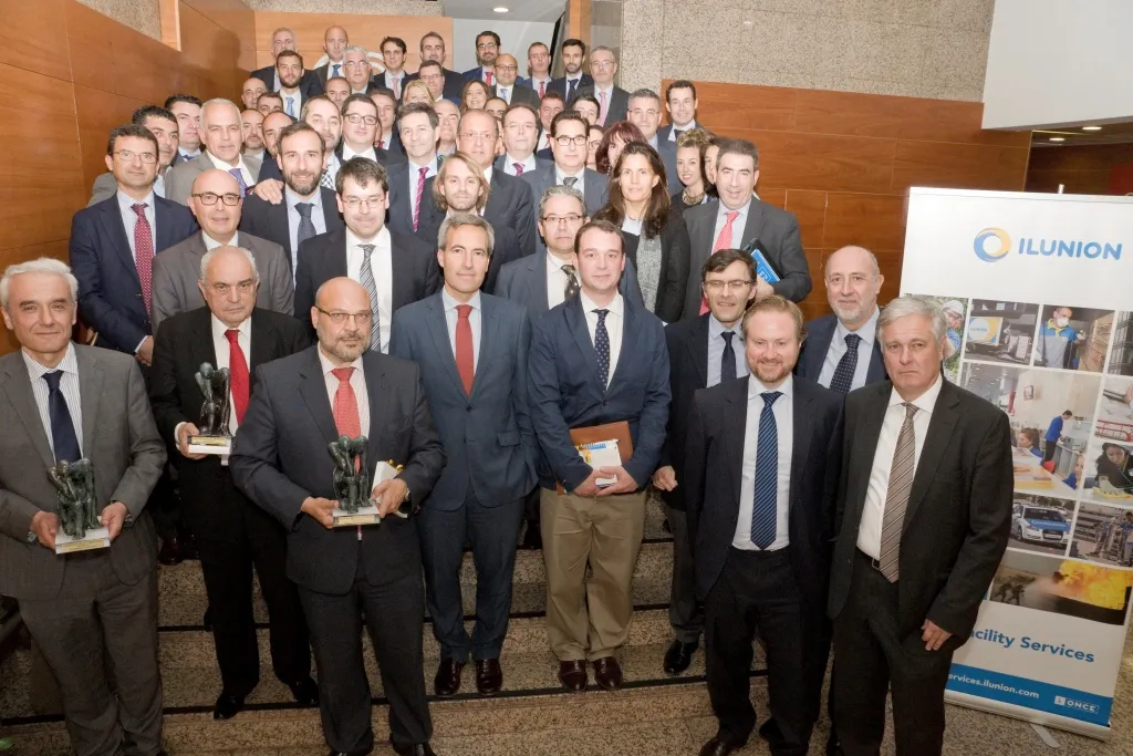 Foto de familia II jornadas directivas de ILUNION Falicity Services 