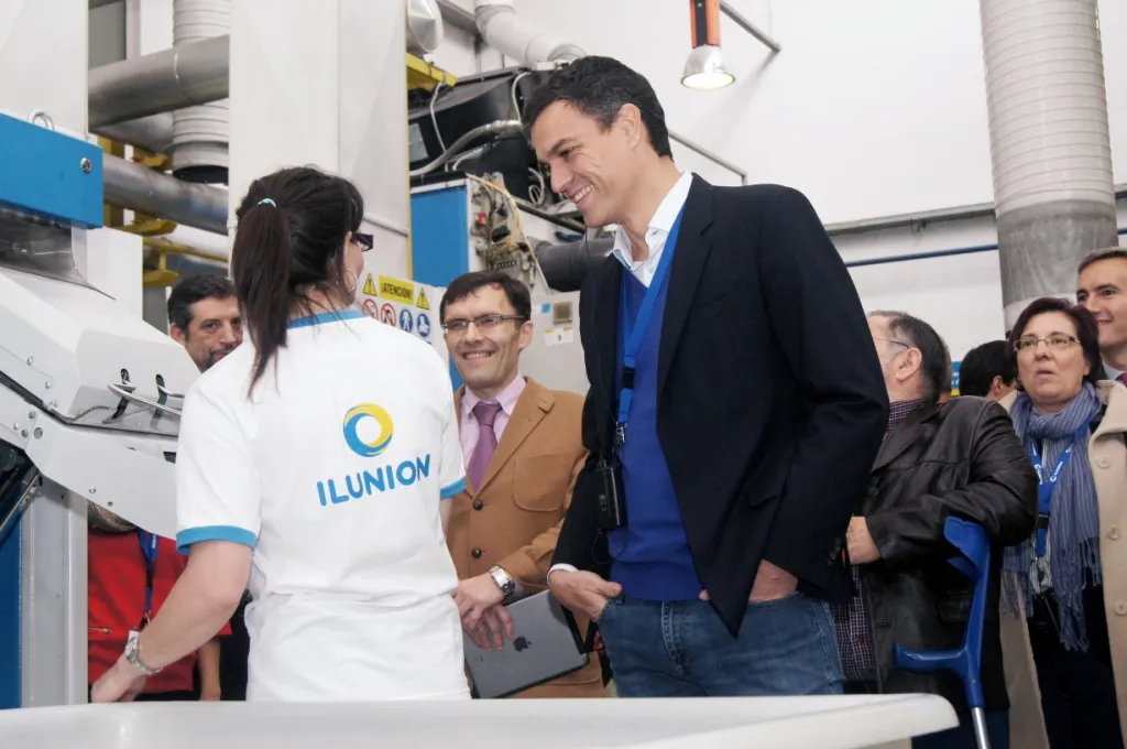 Pedro Sánchez durante la visita