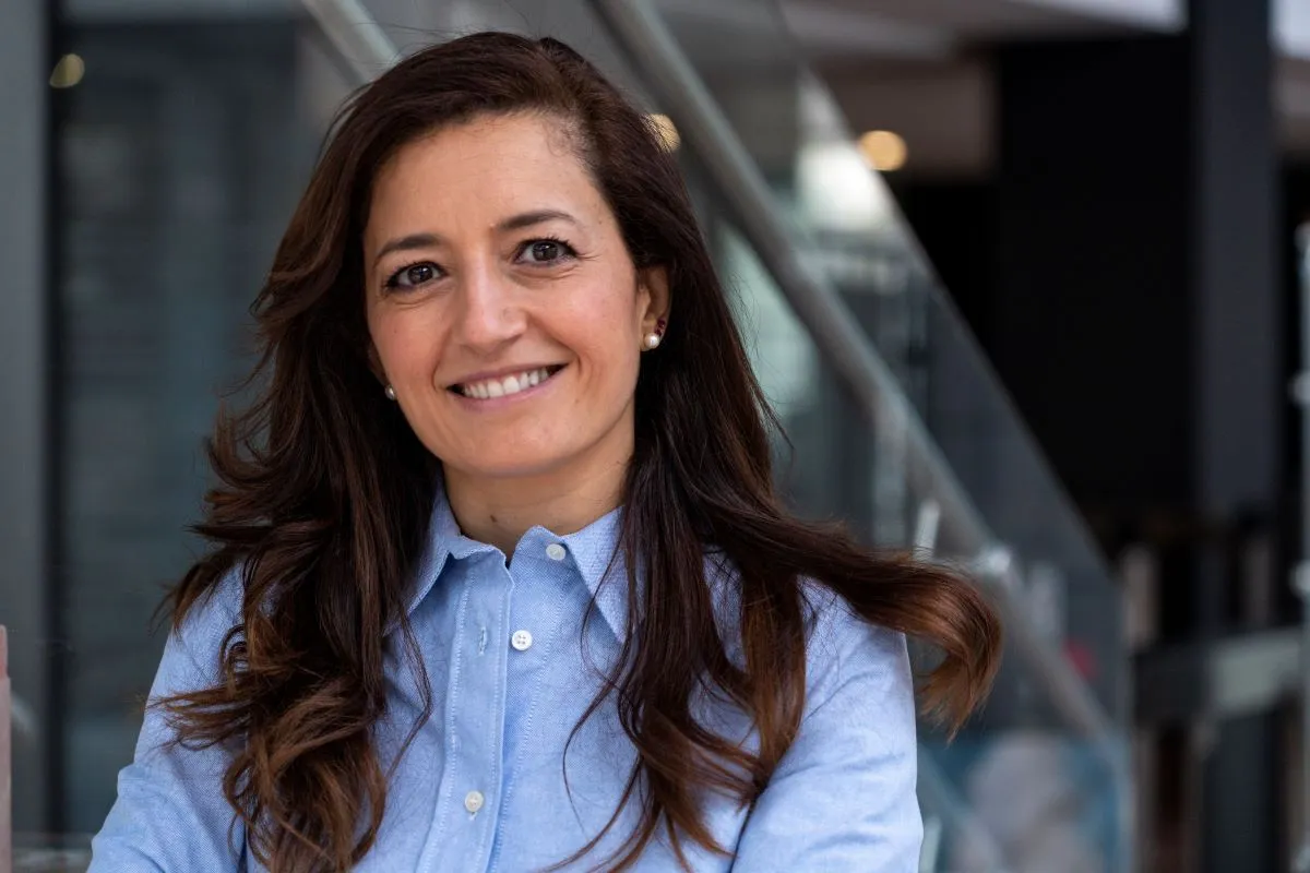 Fotografía de la directora de Consultoría Social de ILUNION Accesibilidad, Elena Ortega