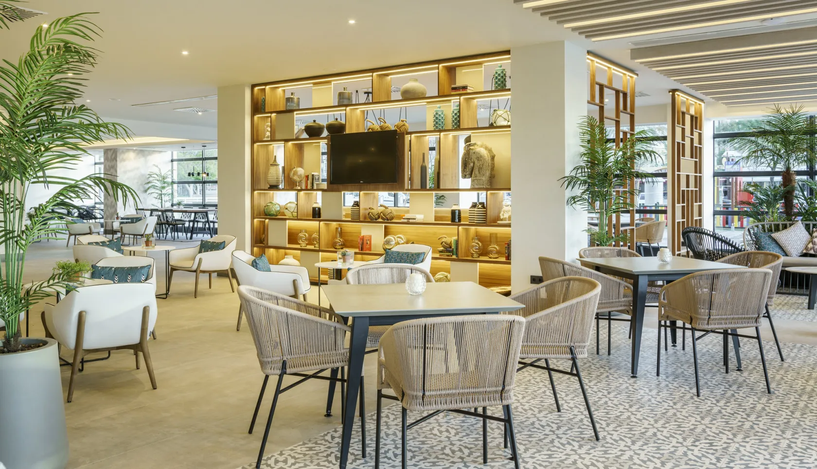 Fotografía del interior de uno de los hoteles de ILUNION