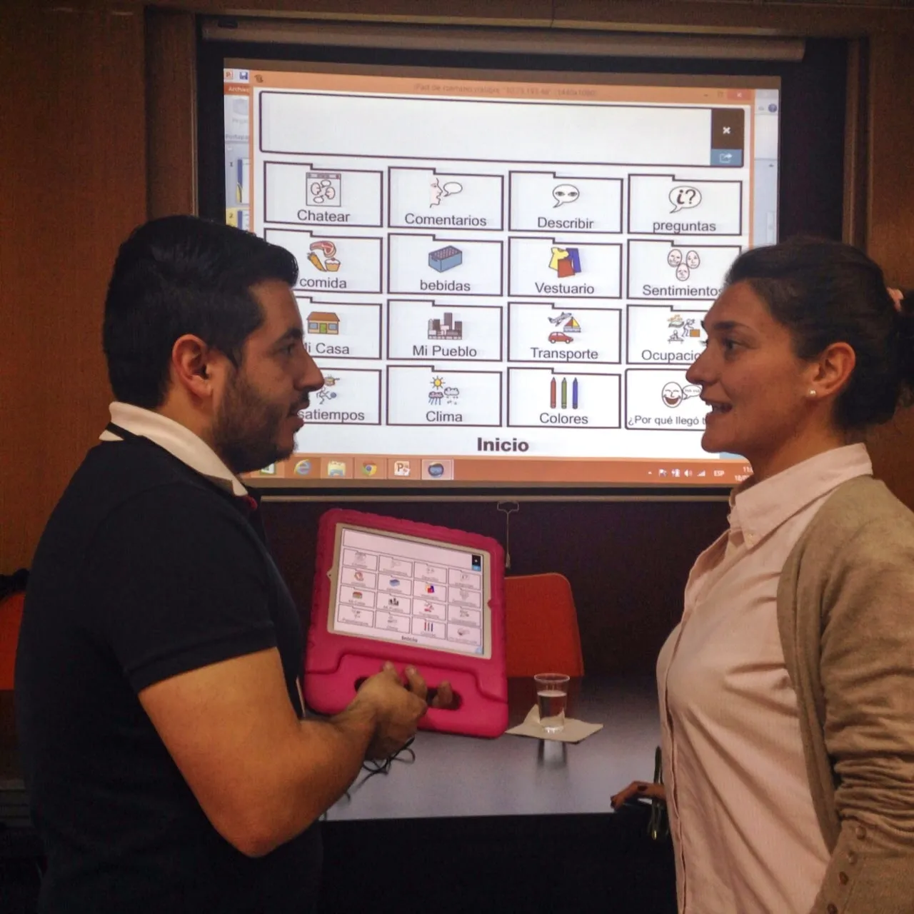 Explicación de ILUNION sobre el uso de ChatAble y Predictable 