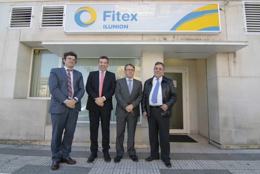 Foto de familia de la visita a Fitex
